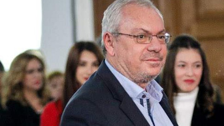 ΚΑΤΕΡΡΕΥΣΕ το ΠΑΣΟΚ. Σκηνές διάλυσης μετά την παραίτηση Μαλέλη.