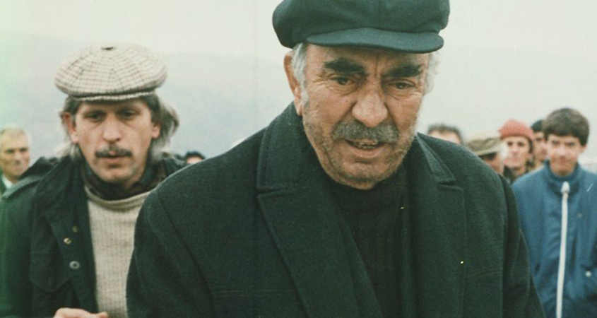 Το άδοξο τέλος του Διονύση Παπαγιαννοπούλου που γεννήθηκε σαν σήμερα: Δεν τον θυμήθηκε κανένας. Πέθανε μόνος σε ένα διαμέρισμα. Βρέθηκε στο σπίτι του λίγες ημέρες αργότερα.