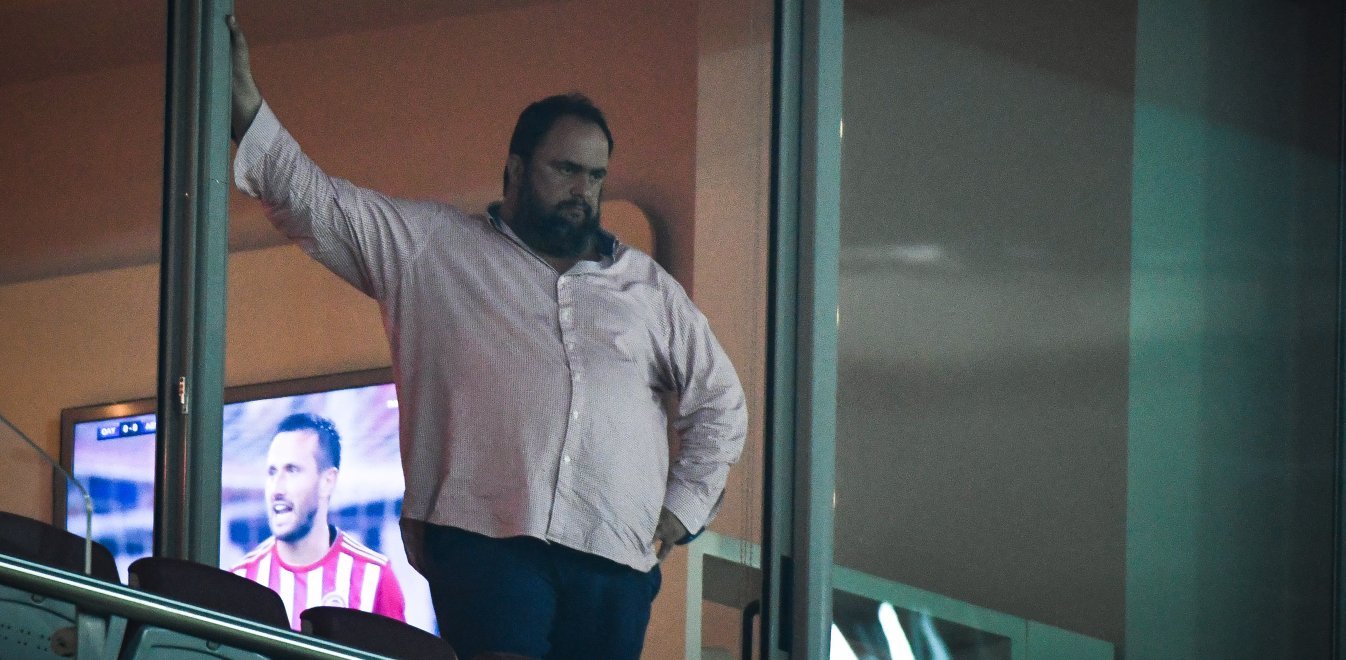Δίωξη του εισαγγελέα σε Μαρινάκη και στην ασφάλειά του για παράνομη βία.