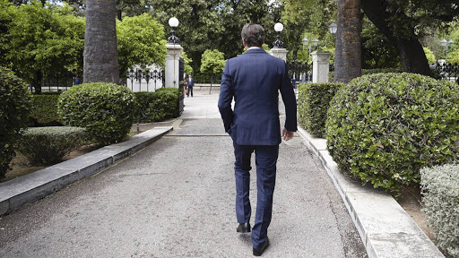 ΕΥΡΩΒΑΡΟΜΕΤΡΟ: 7 στους 10 δεν εμπιστεύονται την κυβέρνηση Μητσοτάκη.