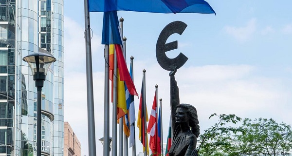 Ευρωπαϊκό Ταμείο Ανάκαμψης: Έρχονται 3 νέοι φόροι και συμβιβασμός Βορρά-Νότου με επιχορηγήσεις και δάνεια