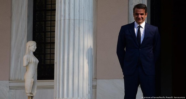 Σάββας Ρομπόλης: Έκρηξη ανεργίας στο 22,1% τον Δεκέμβριο του 2020 σύμφωνα με τις προβλέψεις