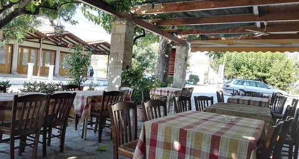 Εξετάζεται επαναλειτουργία της εστίασης στις 25 Μαΐου