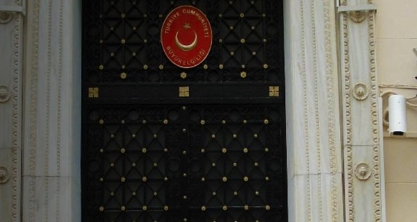 Όργια Τούρκων κατασκόπων κάτω από τη μύτη μας!