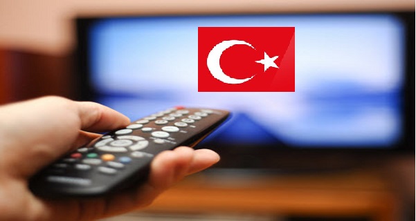 «Έλληνες» στρατεύτηκαν να κάνουν τους Έλληνες να μιλούν σαν Τούρκοι!