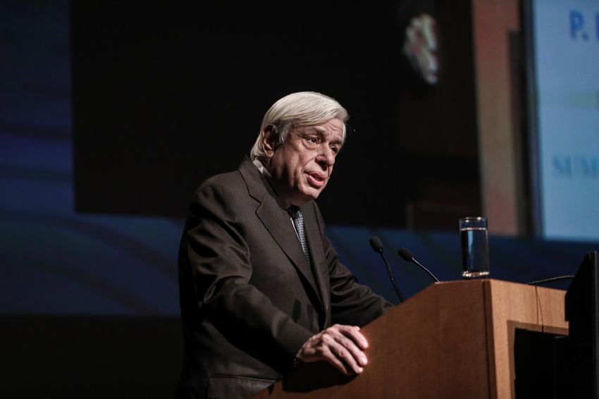 Η πρόταση Παυλόπουλου για την αντιμετώπιση του αδιεξόδου που δημιούργησε για την Ευρώπη το Συνταγματικό Δικαστήριο της Γερμανίας.
