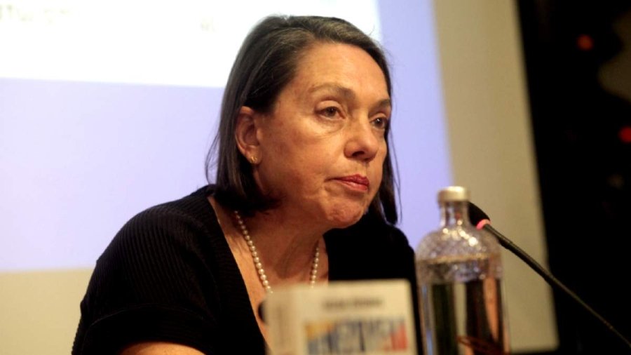 Επιστροφή στην κανονικότητα. Η Μιράντα Ξαφά ζητάει ξανά μείωση συντάξεων.