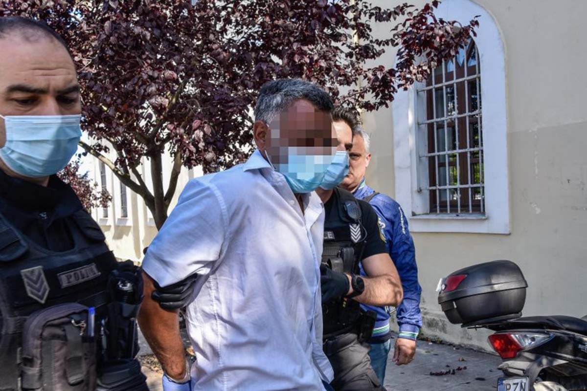 Αν δώσεις το δάχτυλο σου παίρνουν το χέρι