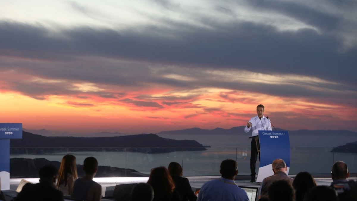 Σαντορίνη: Σαν να... εξερράγη το ηφαίστειο. Όσα δεν έδειξαν οι κάμερες.