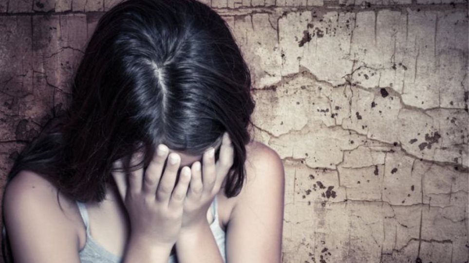 20 χρονια φυλάκισης στον 58χρονο ιδιοκτήτη φροντιστηρίου στα Χανιά που ασελγούσε σε μαθήτριες.
