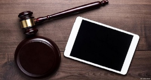 Ανοίγει ο δρόμος για την απαλλαγή των υβριστών του τύπου