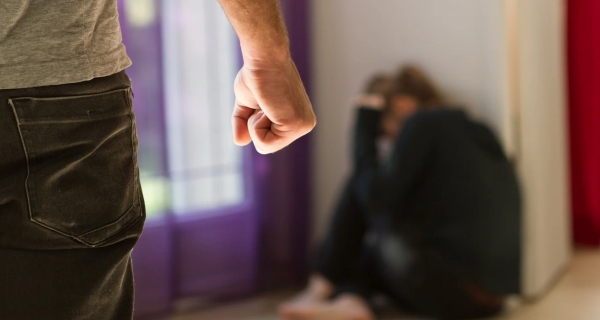 Ευρώπη: Αύξηση της ενδοοικογενειακής βίας και των γυναικοκτονιών