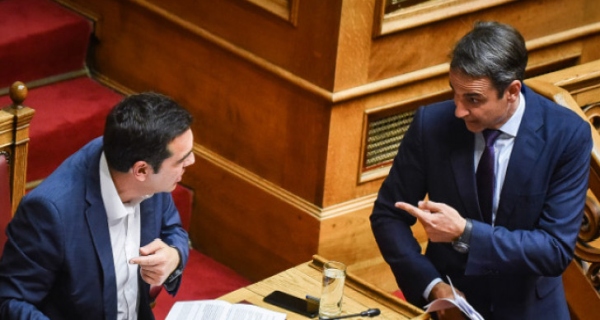 ΠΟΛΙΤΙΚΟΣ ΚΥΝΙΣΜΟΣ ΜΕ ΦΟΝΤΟ ΤΗ ΣΙΩΠΗ!