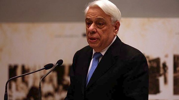 Η πρώτη έξοδος Παυλόπουλου μετά την ολοκλήρωση της προεδρικής του θητείας ήταν μαζί με έναν επίσης πρώην ΠτΔ