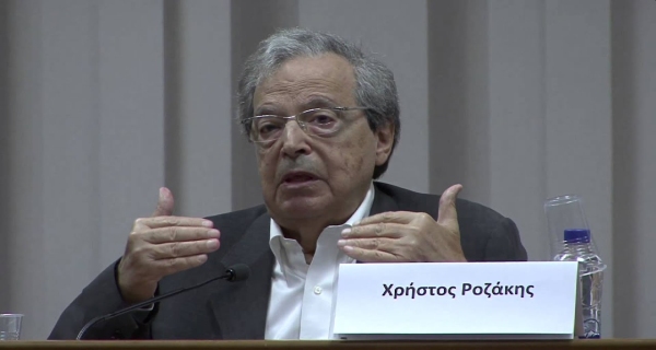 Γιατί παραμένει ακόμη στο Επιστημονικό Συμβούλιο του ΥΠΕΞ ο πρώην υφυπουργός του Σημίτη που υιοθετεί τις θέσεις του Ερντογάν;
