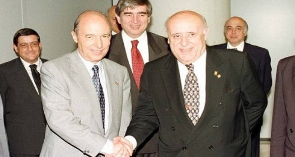 Περί ριψάσπιδων