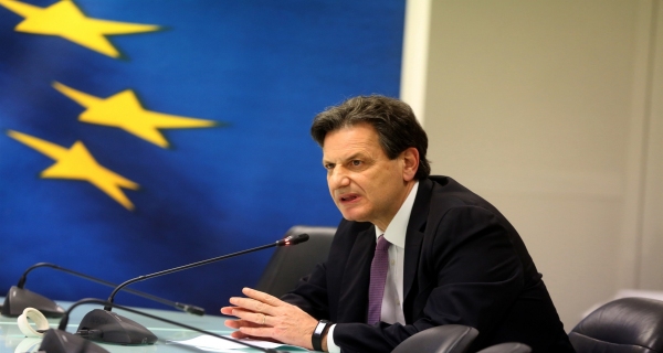 Με Τσάρο στο Υπουργείο Ανάκαμψης τον Θεόδωρο Σκυλακάκη ανασχηματίζεται το οικονομικό επιτελείο