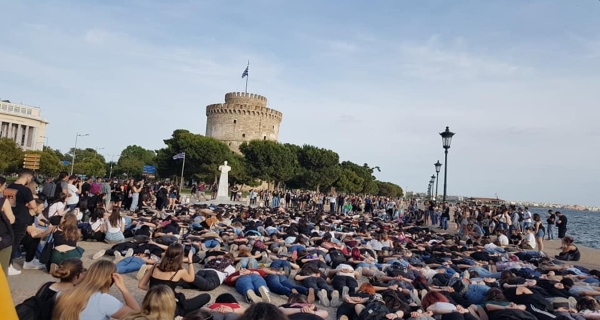 Η γενιά της παγκοσμιοποίησης να γίνει και γενιά του πατριωτισμού