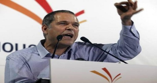 Ο Τζήμερος ξαναχτυπά - "Οι Έλληνες της Μικράς Ασίας είχαν επιμειξίες και με μογγολικό αίμα"