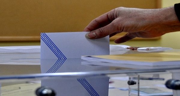 Όσο αργεί ο ανασχηματισμός, τόσο πλησιάζουν οι εκλογές!