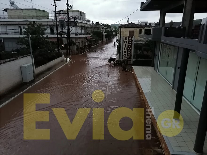 Η Θάλεια σάρωσε την Εύβοια και έπνιξε την Αττική! Δύο νεκροί από την κακοκαιρία. Τι να περιμένουμε τις επόμενες ώρες.