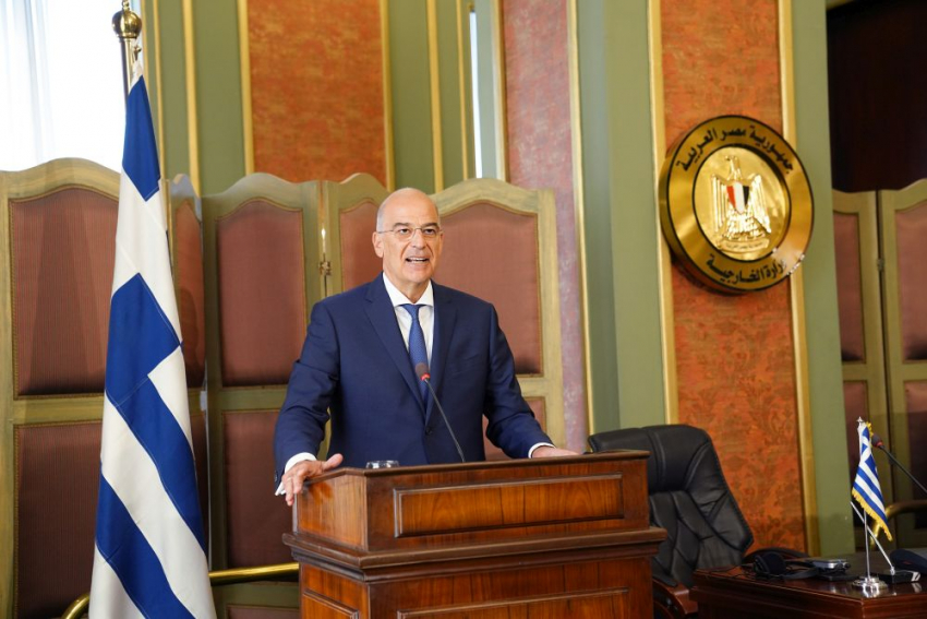 Αυξάνονται κατακόρυφα οι μετοχές του Νίκου Δένδια στην κυβέρνηση και την πολιτική ζωή.