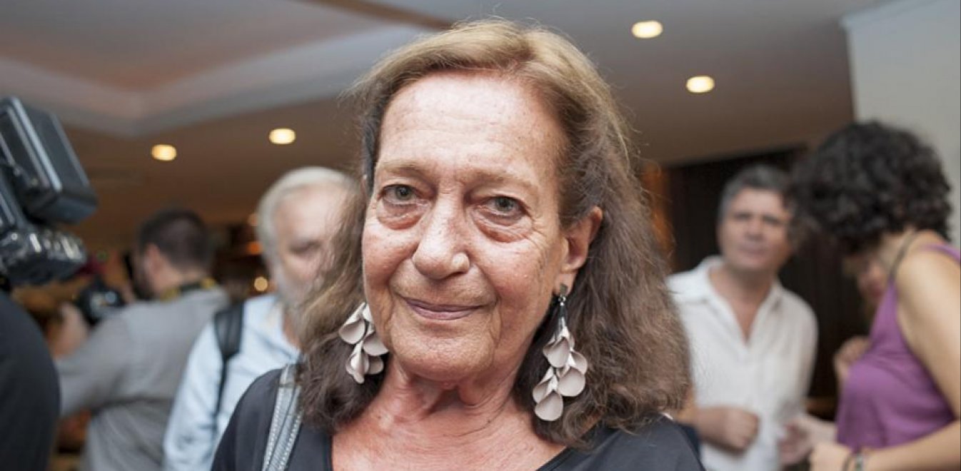 BE6A963D 2E69 404D 9CDD 3FFEBA55166F