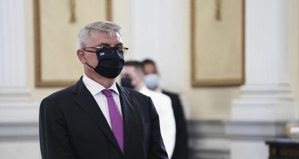 Απόβαση Σημίτη στην κυβέρνηση την πιο κρίσιμη στιγμή για τα εθνικά θέματα