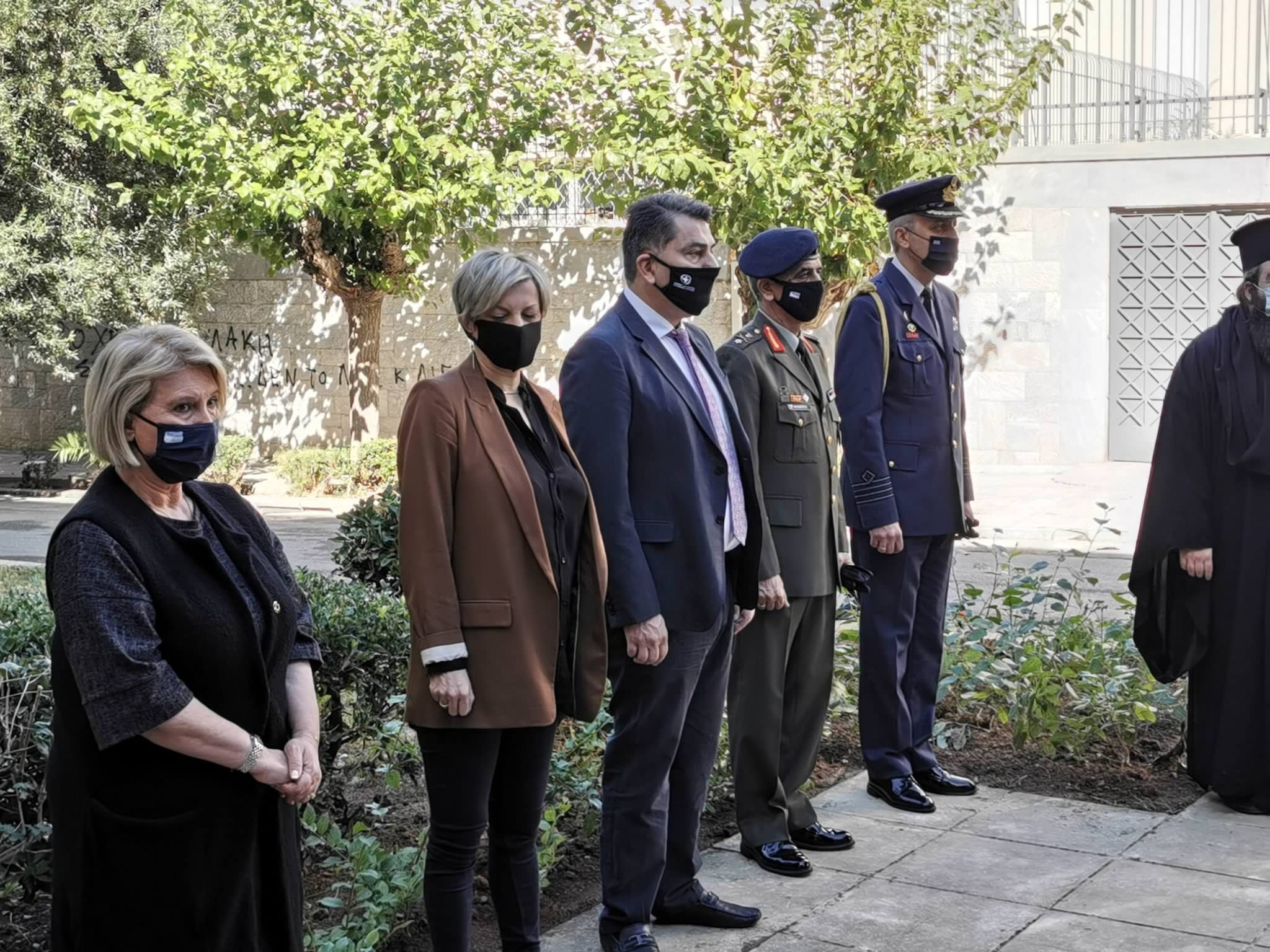 Τιμή και δόξα στην Λέλα Καραγιάννη με επιμνημόσυνη δέηση για τα 76 χρόνια από τη δολοφονία της