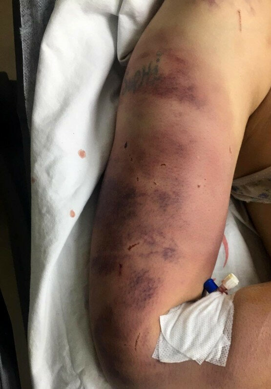 resized 17c37 A133253 08