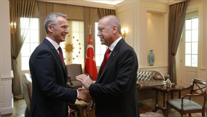 Άφαντος ο υπάλληλος της Τουρκίας, Στόλτεμπεργκ, που παριστάνει τον ΓΓ του ΝΑΤΟ