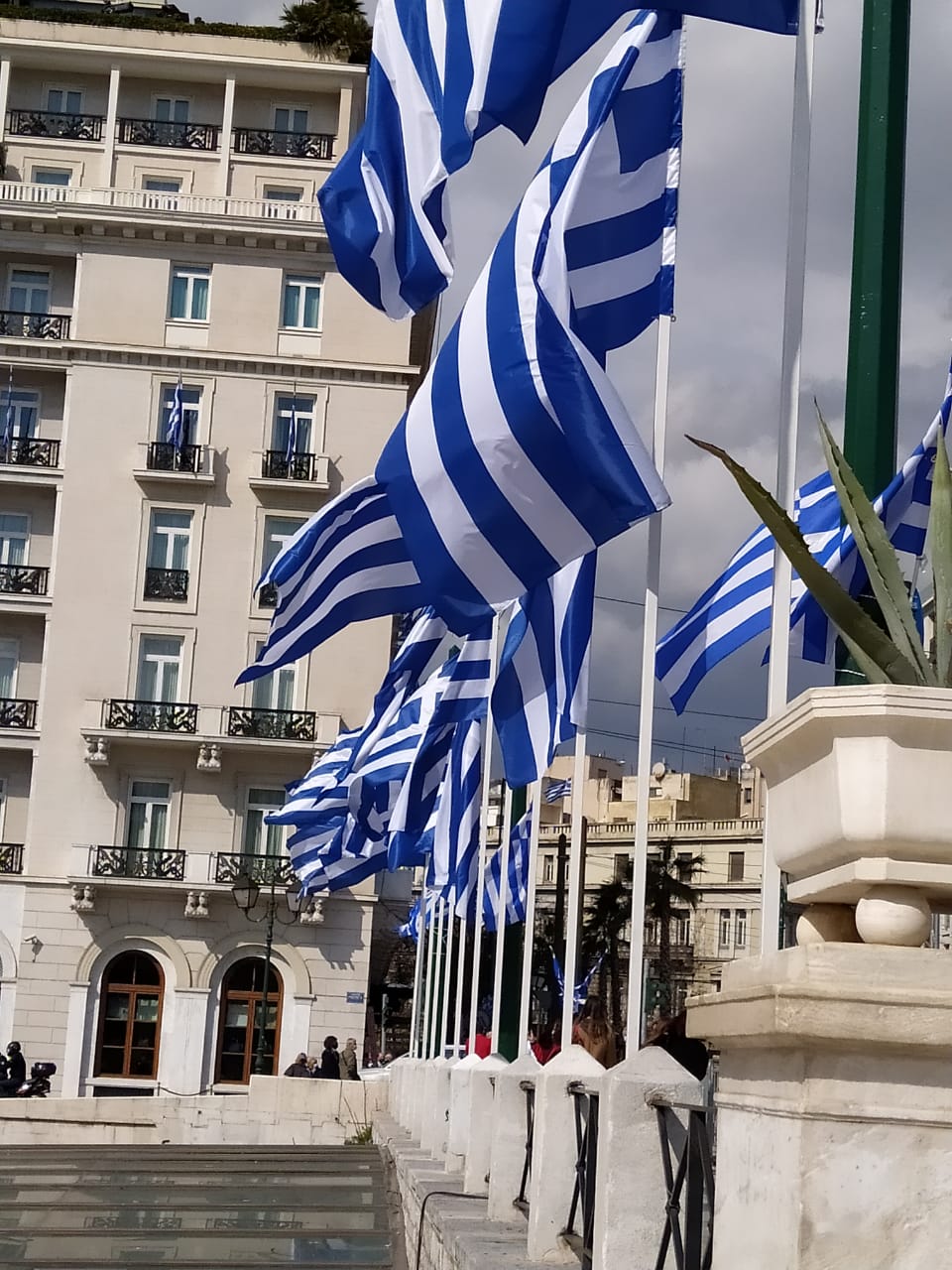 9221A81B 0270 40F3 81CD C7EBA40AC763