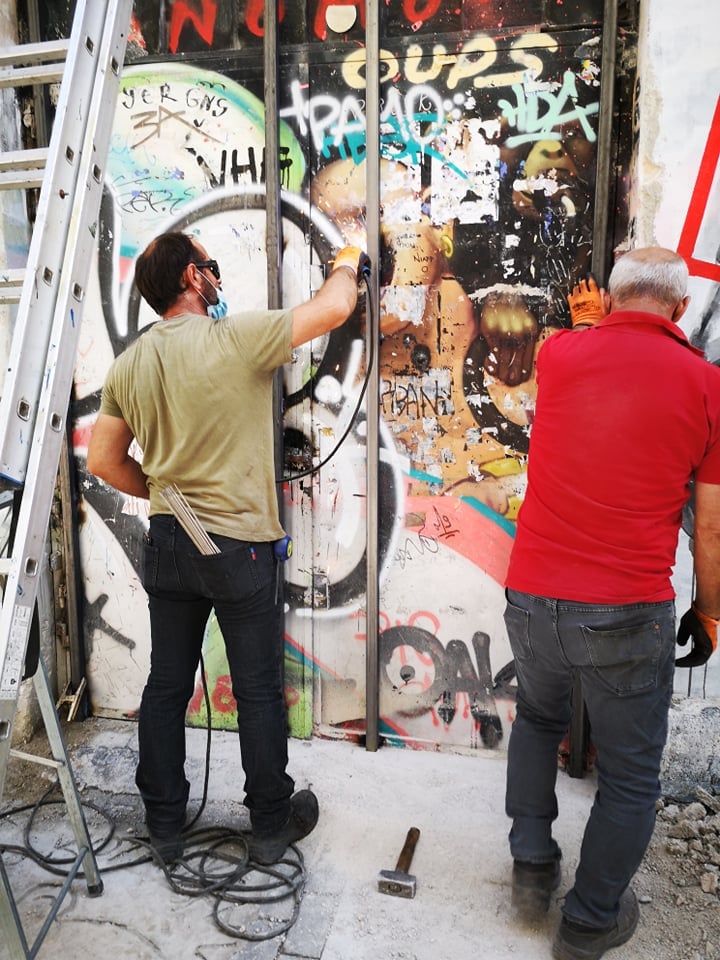 Ρεζιλίκι Μητσοτακη με το θέατρο Εμπρός - Δεν μπόρεσε ούτε δυο πόρτες να κλείσει 6 96C40AE4 9C76 45A1 9572 E90220841526