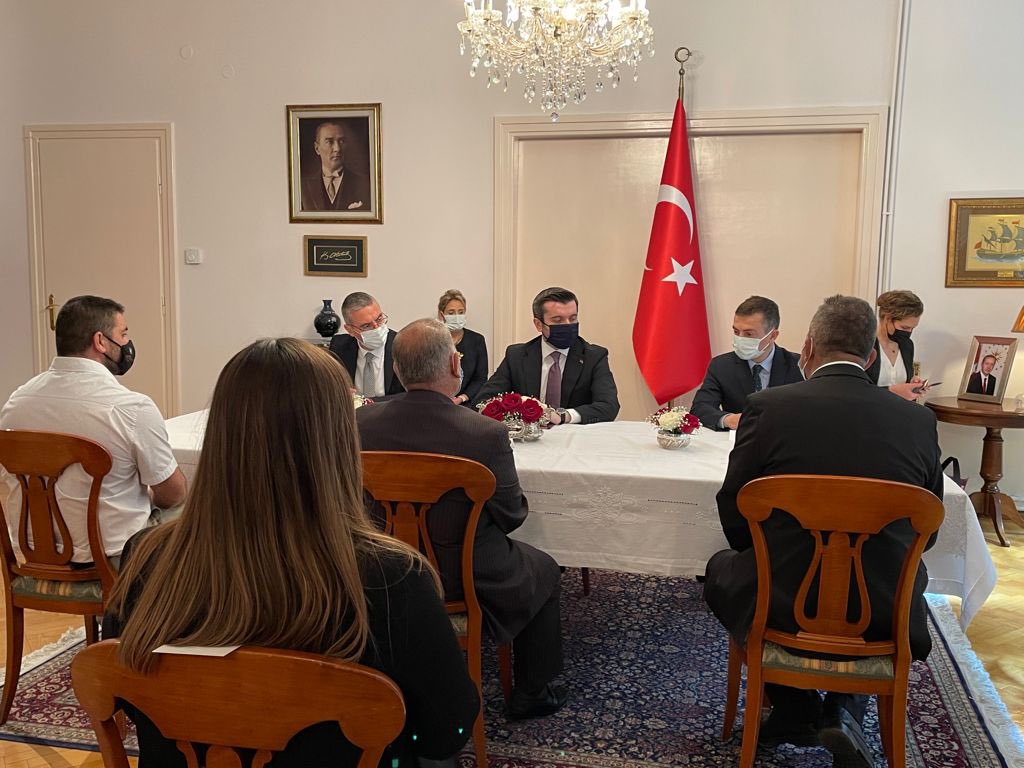 A3CB6DBC 7A58 44B1 AF13 0ECB38073FAC