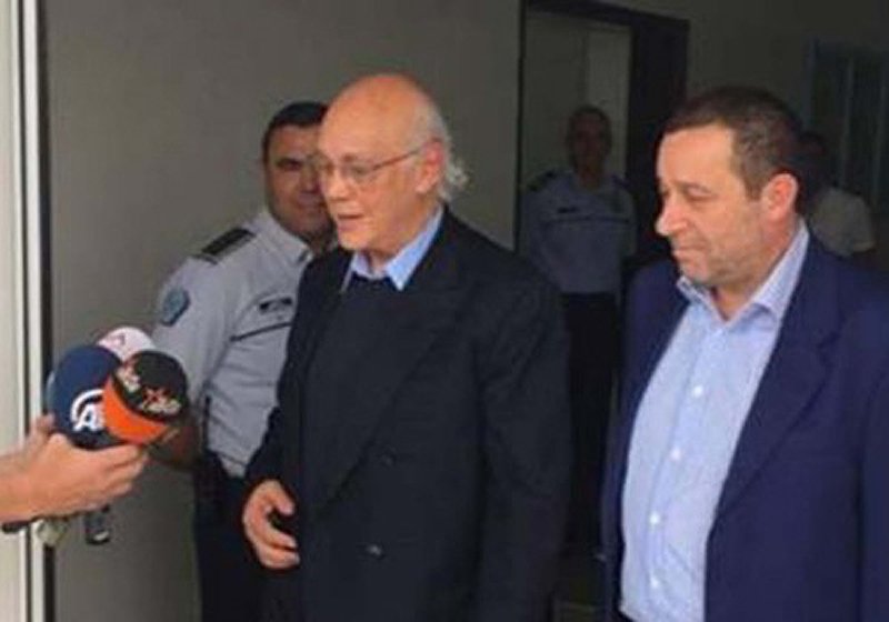 799B9C3B EB94 4BFD 8B9E 67988CD8AF1C