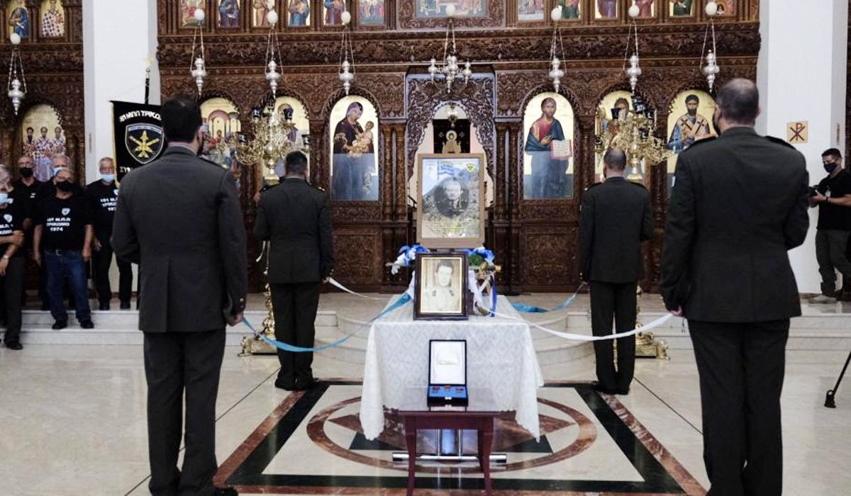 Επαναπατρίστηκαν τα οστά του Ήρωα Αντιστράτηγου Στυλιανού Καλμπουρτζή 6 2FCB84E7 E616 46E3 B470 2C8772F97C95