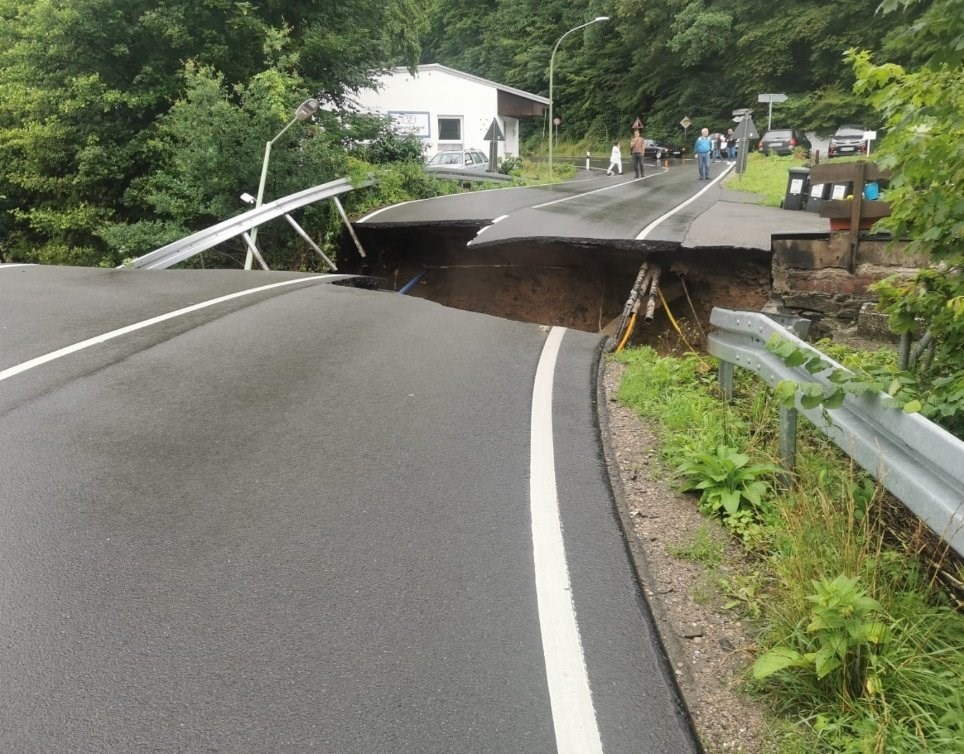 Βιβλική καταστροφή στη Γερμανία - Συγκλονιστικές εικόνες 37 7299E826 7FD8 4429 A538 F776C8A06105