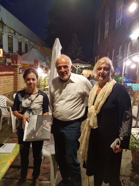 Ο μόνος τρόπος να γίνουμε μεγάλοι και αν είναι δυνατόν αμίμητοι, είναι να μιμηθούμε του Έλληνες 13 C2C6E979 5F07 4B1A AF4A FA3602E6FC2A