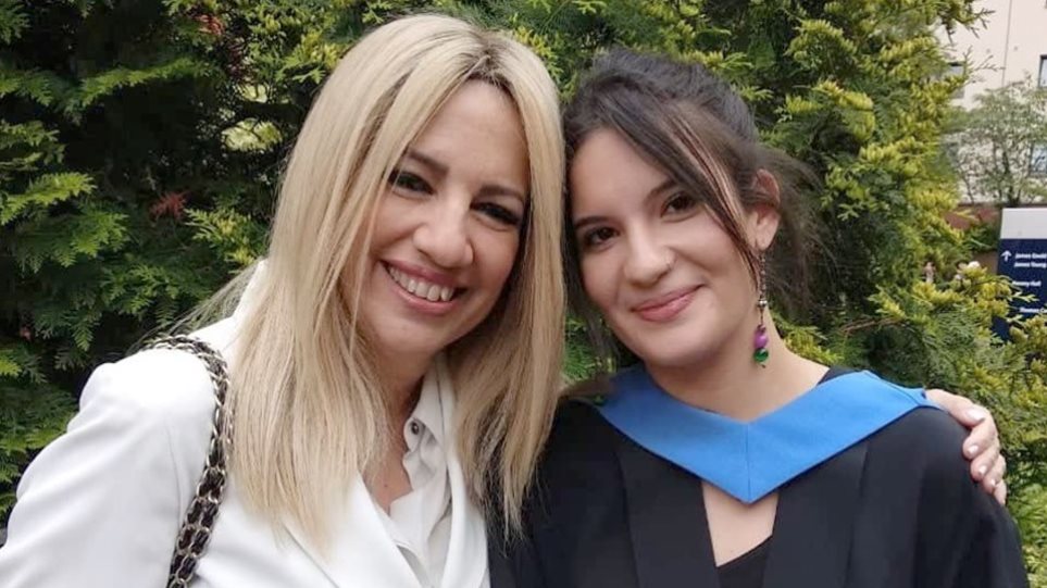 Φωφη Γεννηματα: Έφυγε μαχήτρια - Ηρωίδα ως την τελευταία στιγμή 8 2E09D476 880B 4E52 82D1 B58B413C9906