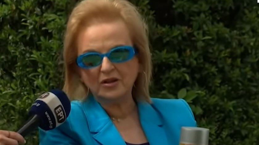 2F8F7B00 17B1 4295 9270 AA416FA4B537