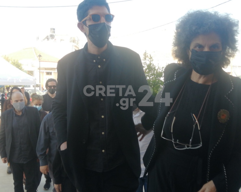 880CA57A D989 4B96 9AE5 276343C7A615