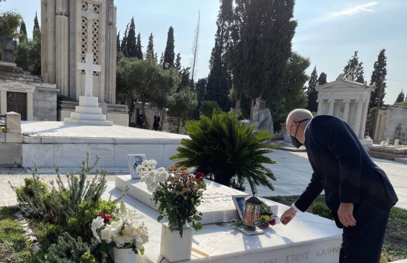 19DA637C 4518 4F42 A830 AD749F80475C