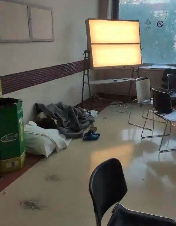 3553B840 902D 4E21 BBFD E8FC613848ED