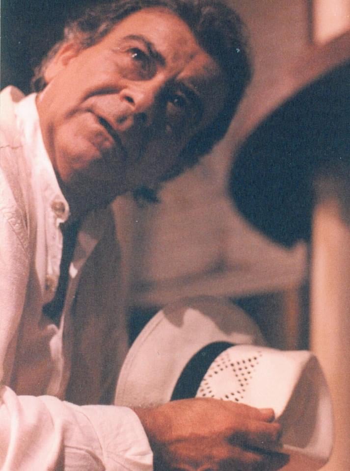 3902A430 A2E4 4DB3 AEAE DAB5D217F4F3