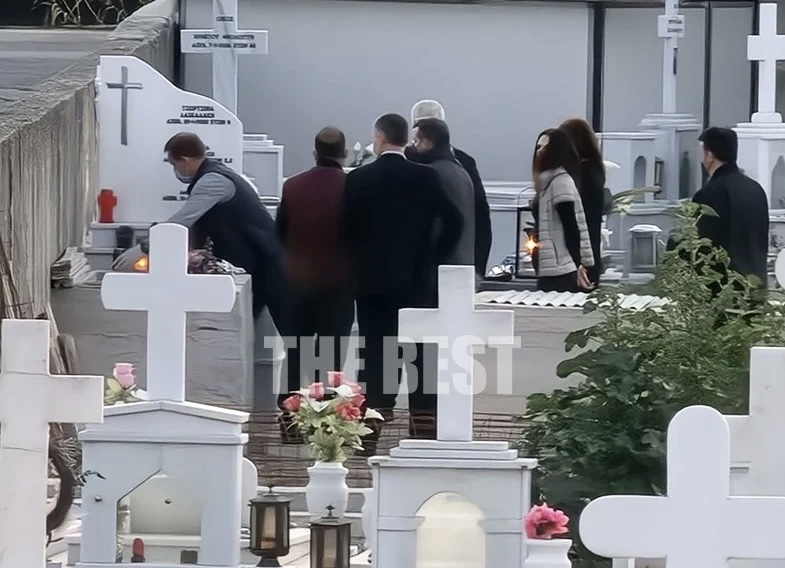 4262B9A0 19EC 4B56 910B 5D7F5E9150B6