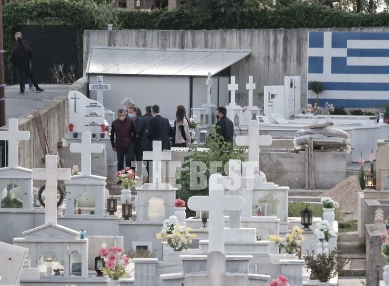 90EA02B0 B67B 4059 BAC6 0ADF67C33B33