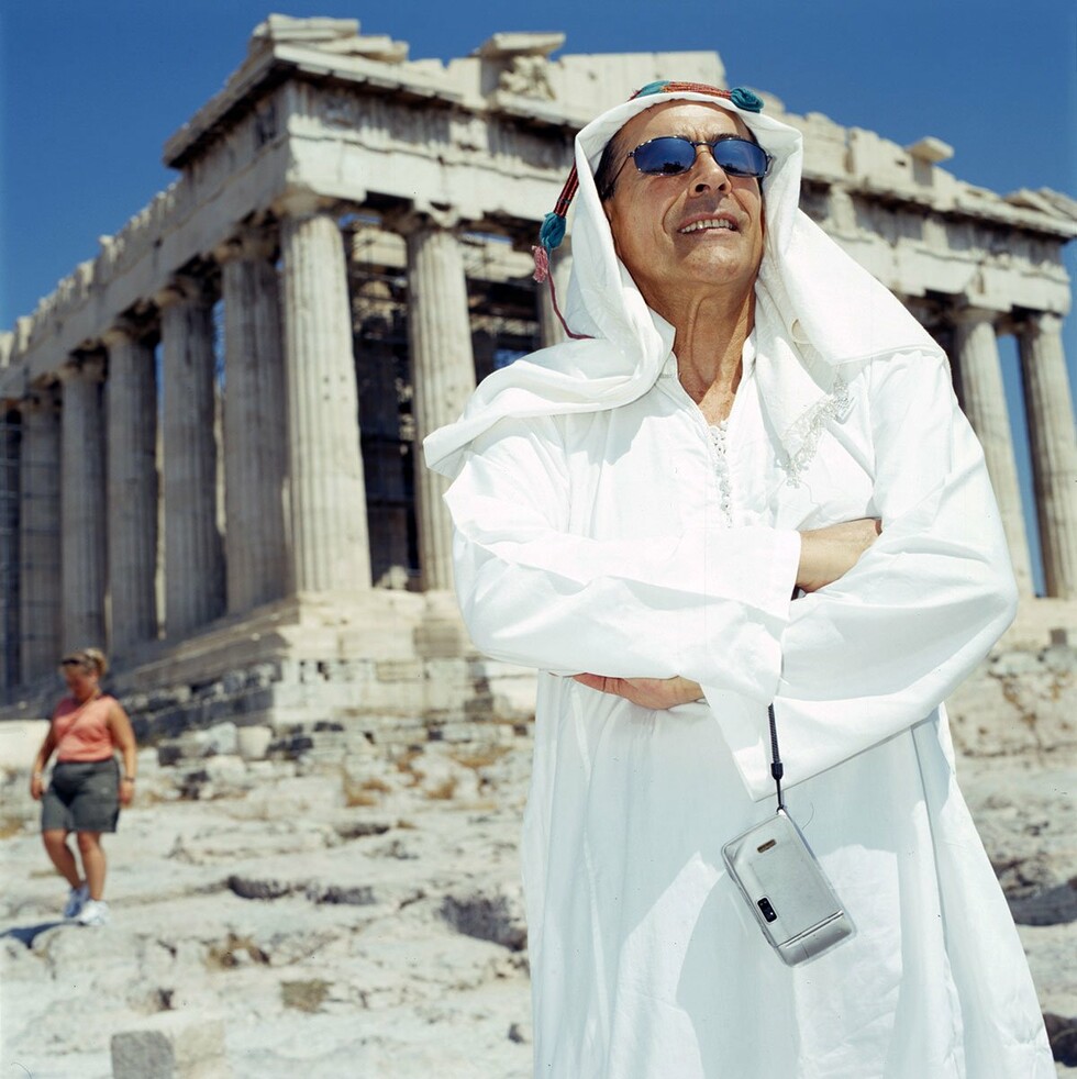 Οταν ο πάντα χαμογελαστός Δακης φωτογραφιζόταν με κελεμπία στην Ακροπολη 20 E528D006 2007 4AC0 BD0F 3D5308835560