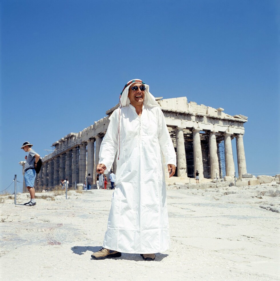 Οταν ο πάντα χαμογελαστός Δακης φωτογραφιζόταν με κελεμπία στην Ακροπολη 18 FDC937C4 B4EC 422A AE2D CE5E28244629