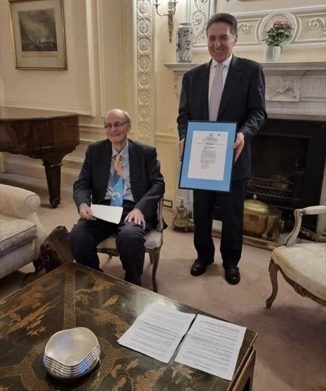 Έφυγε απο τη ζωη ο σπουδαιος Βρετανός ελληνιστής, Πίτερ Μάκριτζ 9 6A568915 78BB 4D54 B8F0 1C07C7304DE7