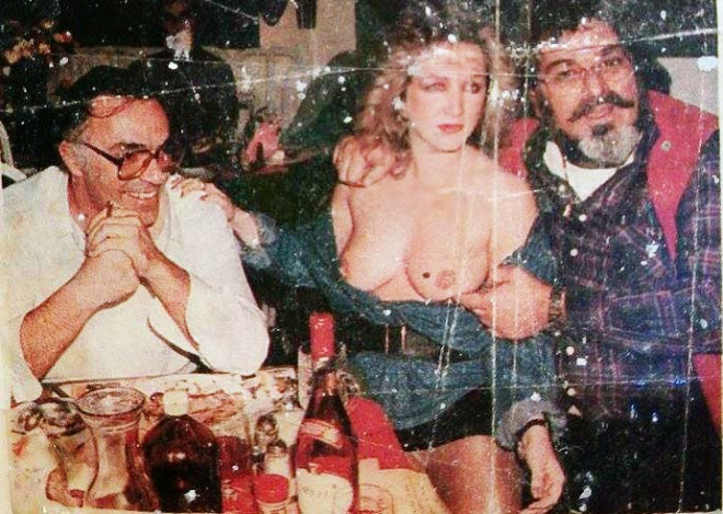 Πεθανε ο Νίκος Χατζηκώστας, ο θρυλος της Κυψέλης, που τον αγάπησε όλη η Αθήνα σαν Paezano 11 2DF46251 E0FB 41AA 8819 F38C7F561F22